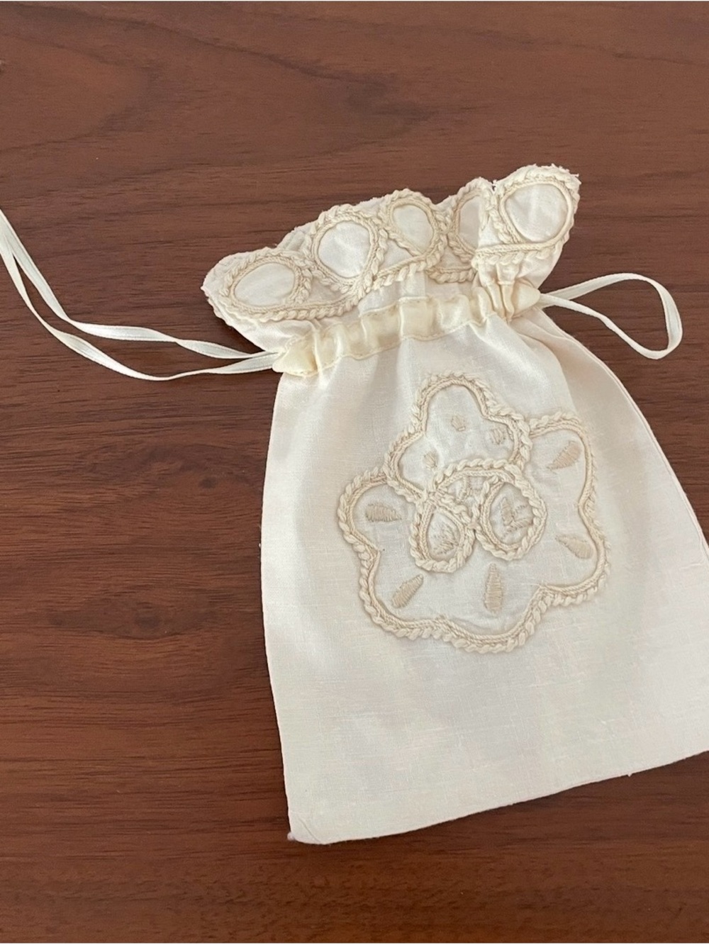 Delicate Cream Embroidered Drawstring Sachet Bag